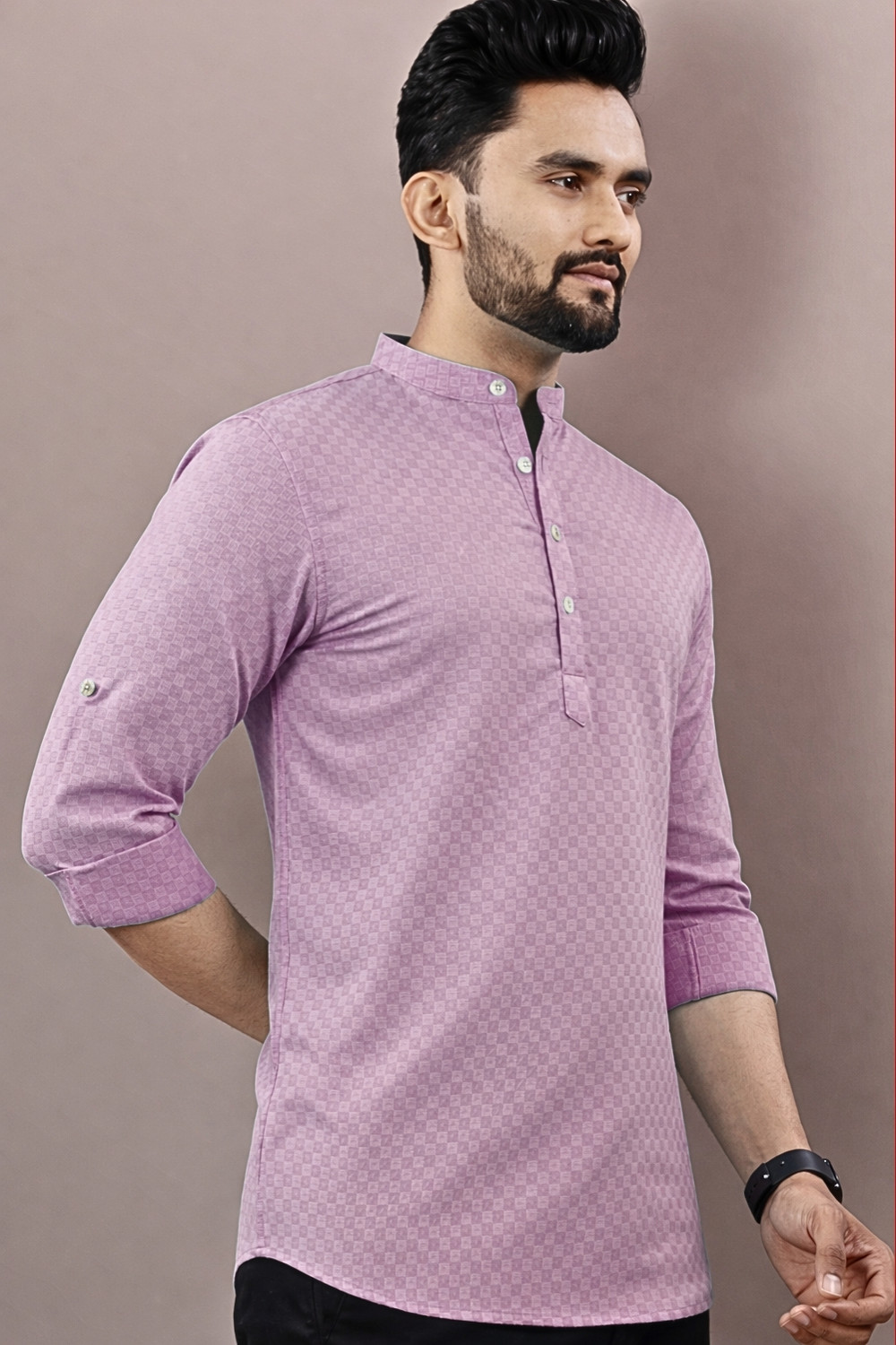 Image of Varbandhan Men Self Design Straight Kurta