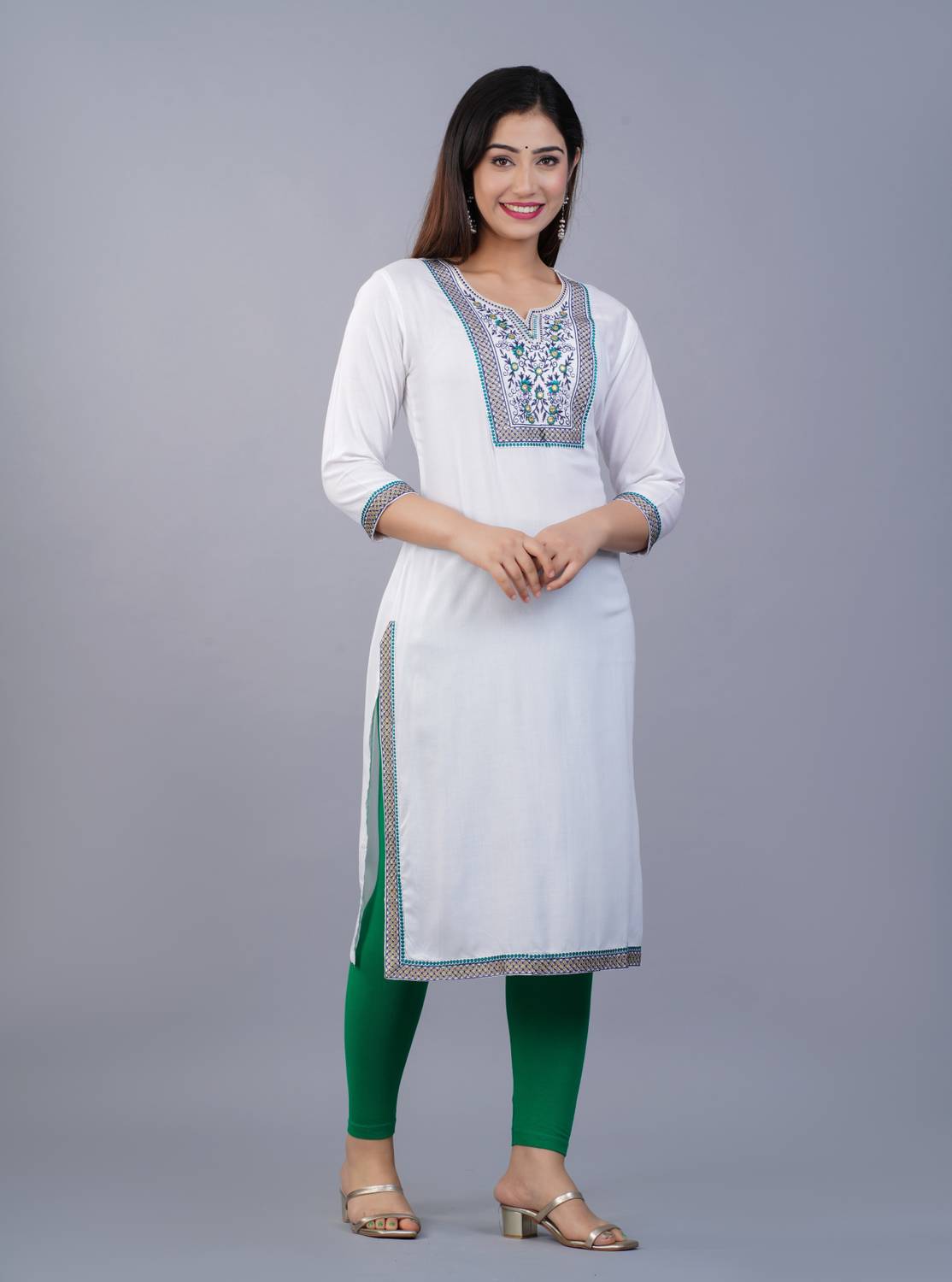 CHARMANT Women Embroidered Straight Kurta