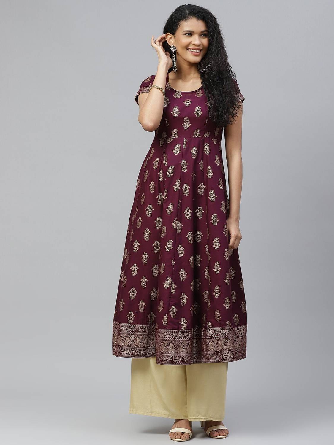 poshak Women Printed Cotton Blend Flared Kurta (Purple)