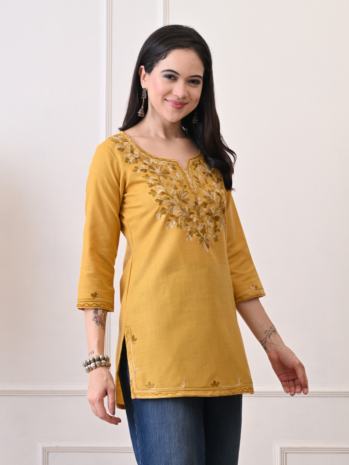 Image of Akshatani Women Embroidered Straight Kurta