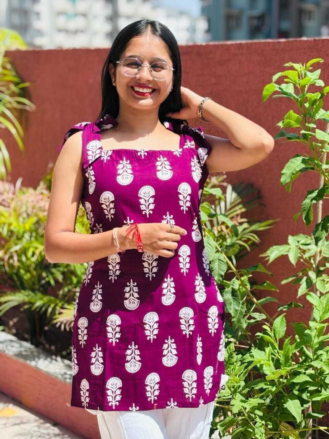 Image of SHIVANKENTERPRISE Women Printed Straight Kurta