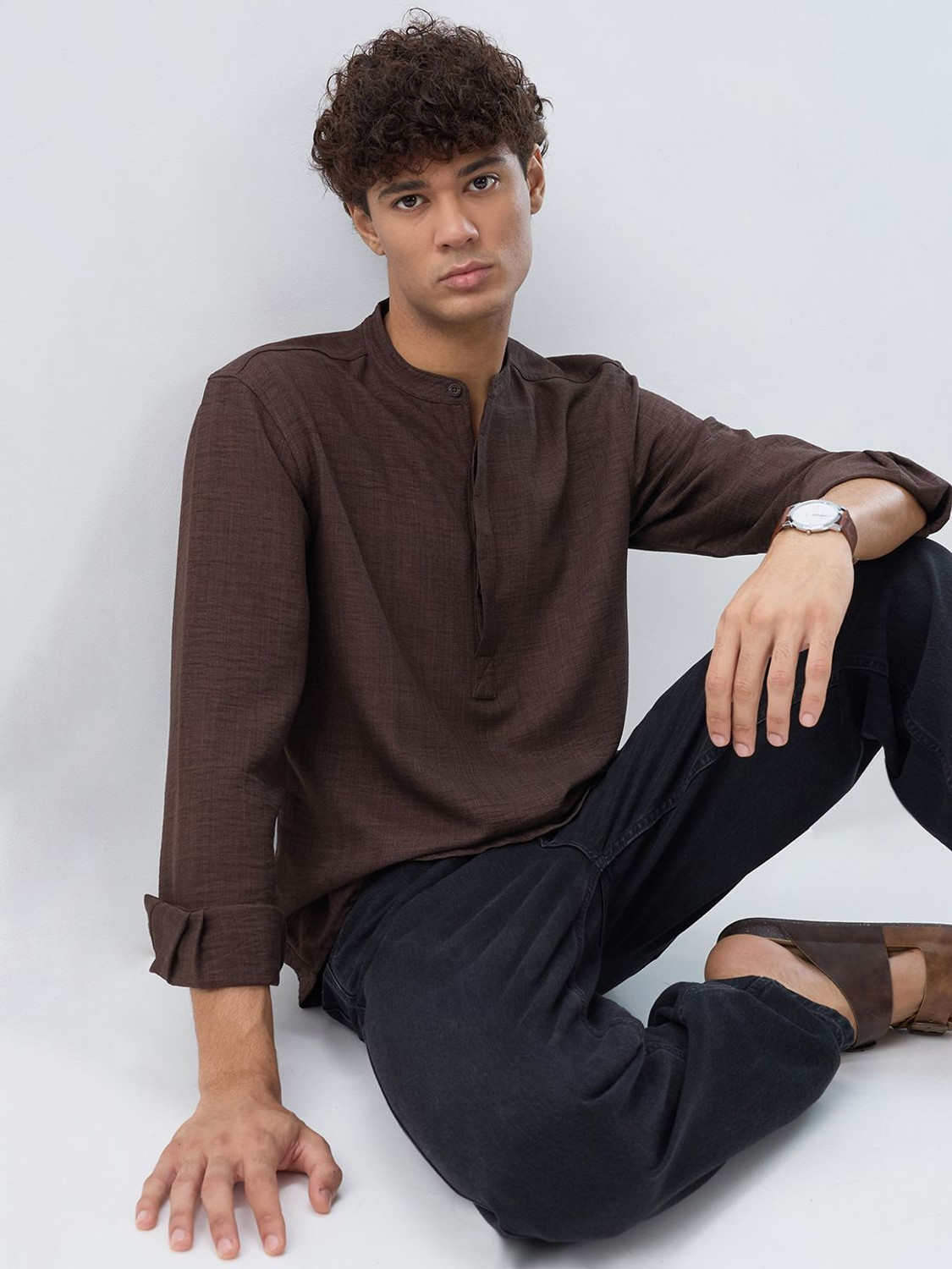 Image of HERE&NOW Men Solid Straight Kurta