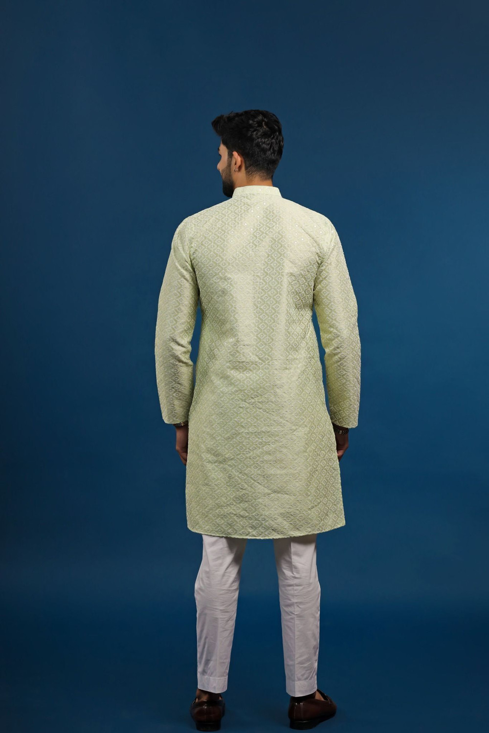 Image of Koshin Men Embroidered Straight Kurta