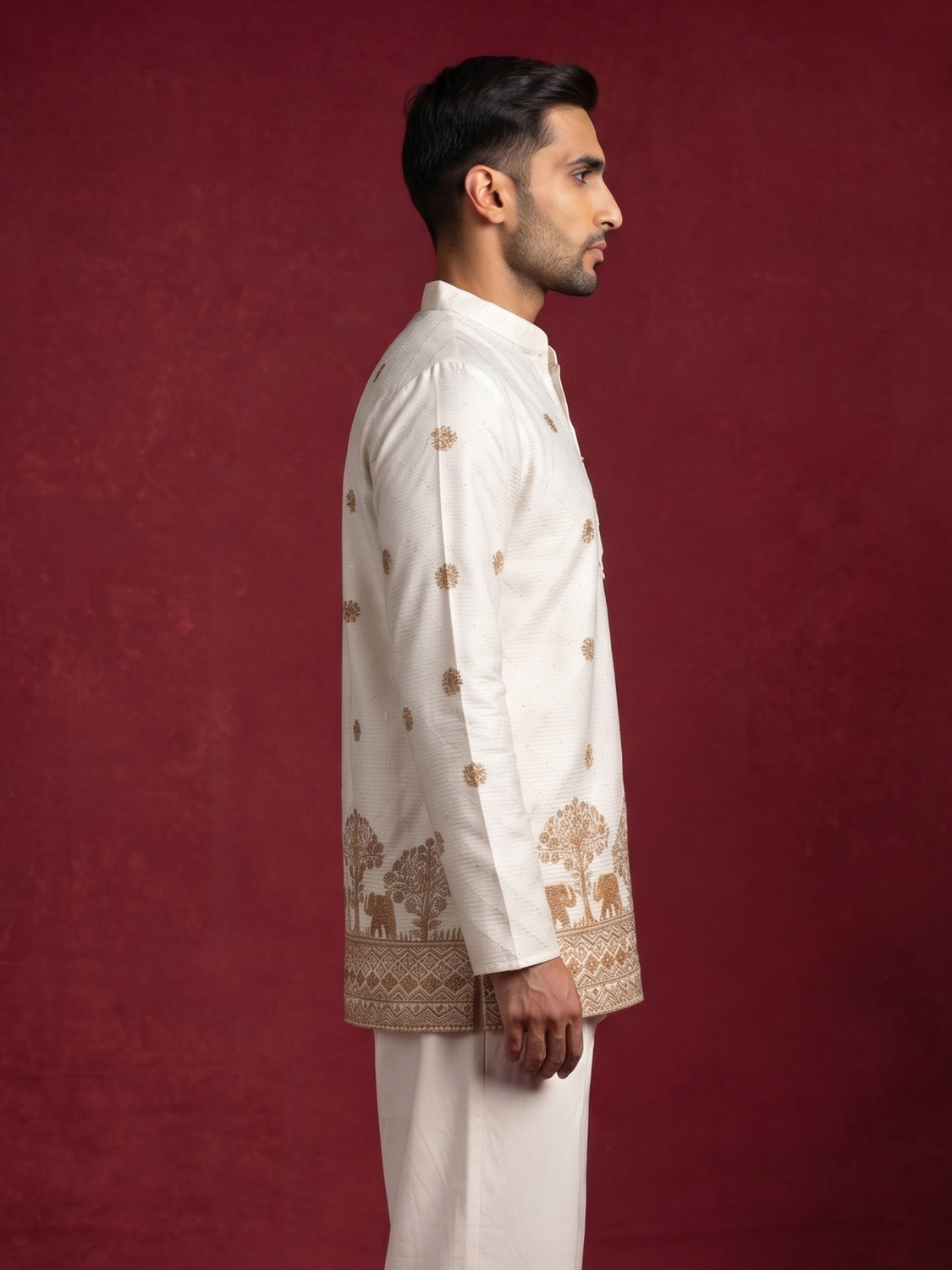 Image of Jompers Men Embroidered Straight Kurta