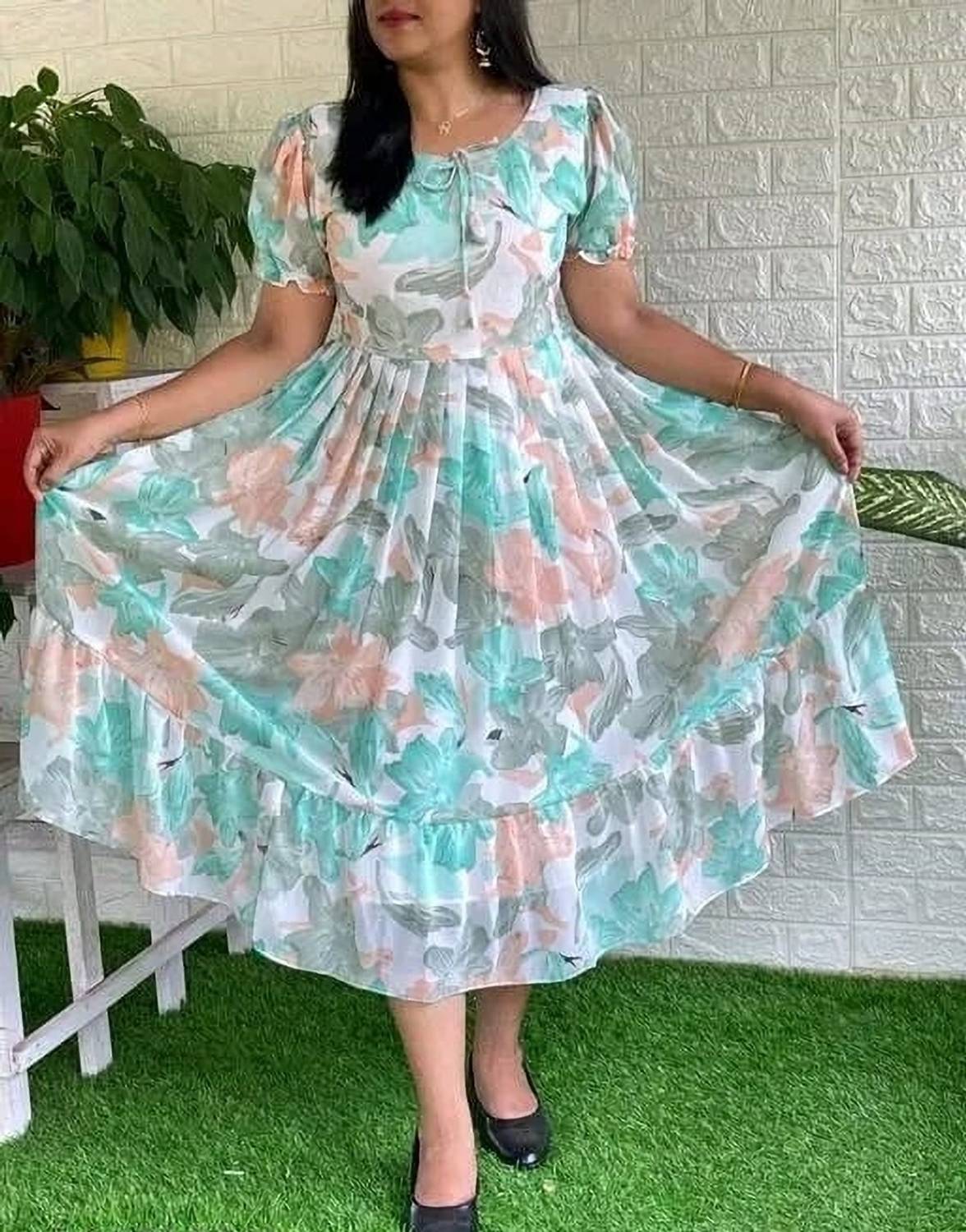 Nautiful Women Floral Print Georgette Flared Kurta (Multicolor)