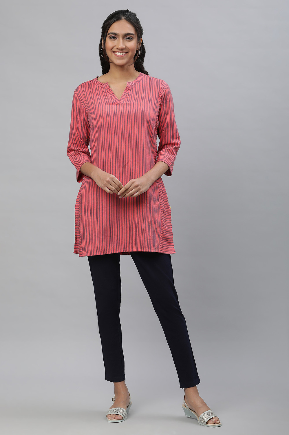 Image of Aurelia Women Printed Straight Kurta