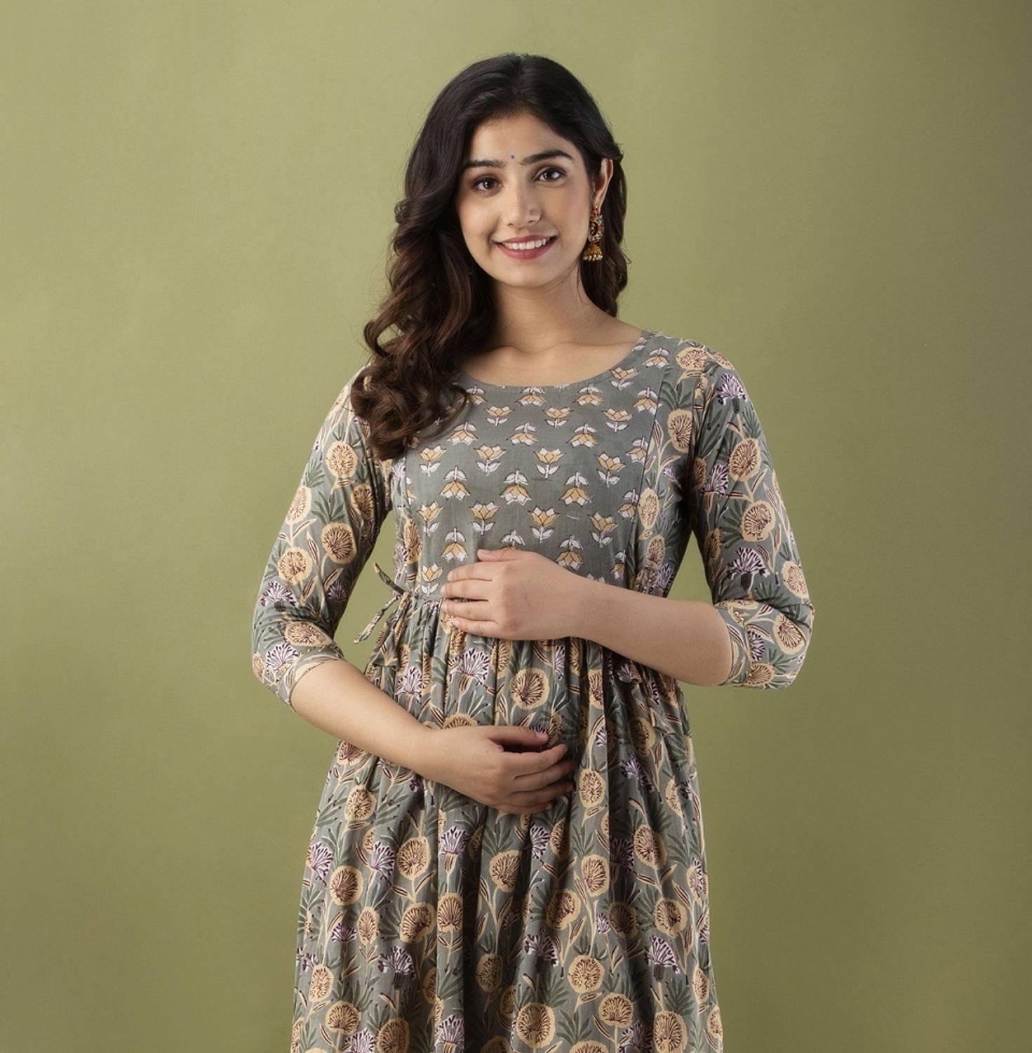 Tulsiram Women Printed Pure Cotton Anarkali Kurta (Grey)