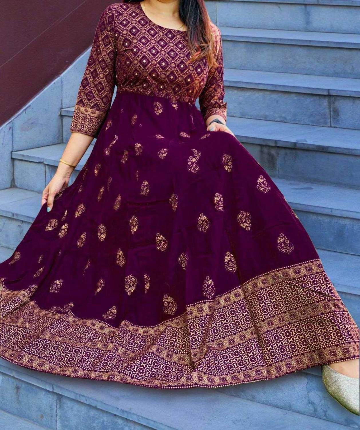 Niona Women Printed Viscose Rayon Anarkali Kurta (Beige)