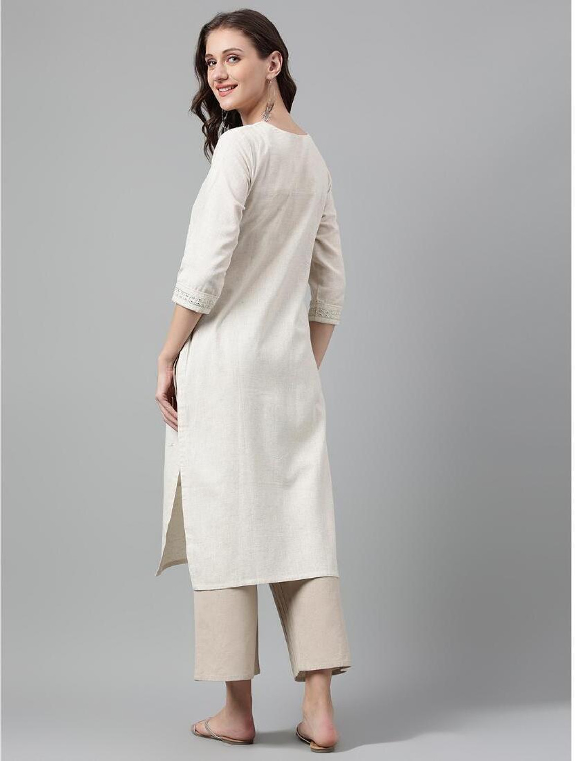 Image of Neemiya Women Embroidered Straight Kurta