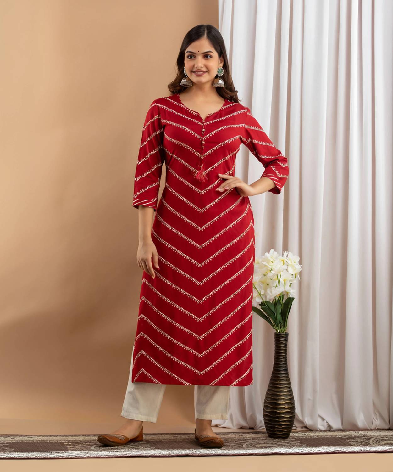 AREEH Women Chikan Embroidery Viscose Rayon Straight Kurta (Maroo