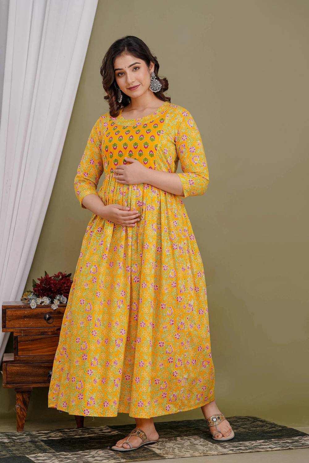 Tulsiram Women Printed Pure Cotton Anarkali Kurta (Yellow, Green)