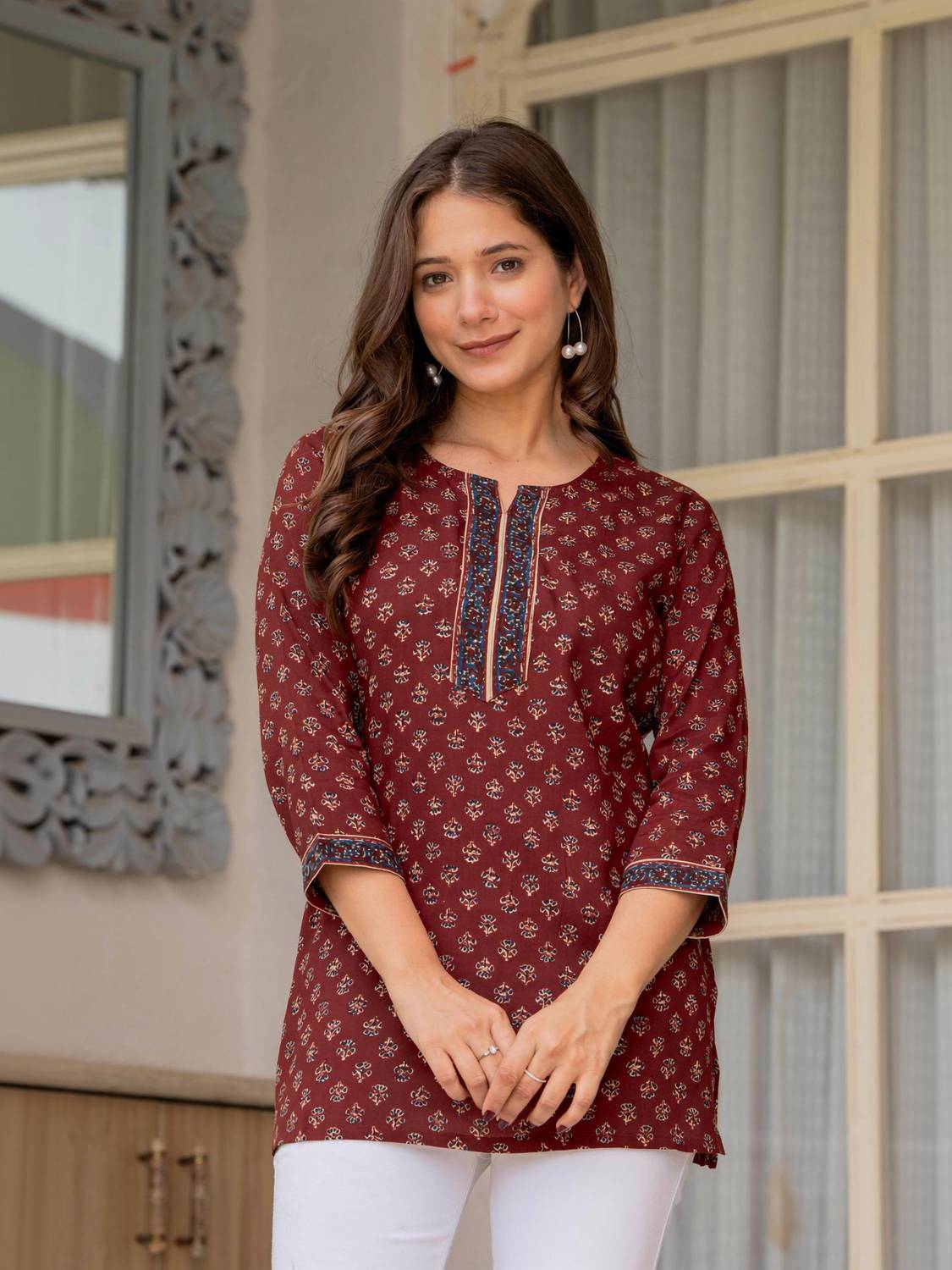 Akii's Women Floral Print, Printed Straight Kurta