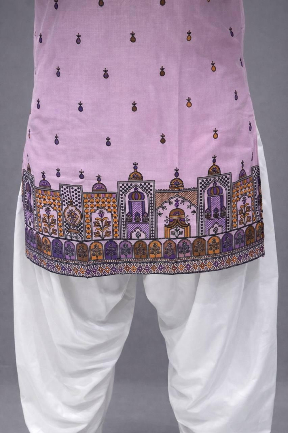 Image of Vijay Enterprise Men Printed Straight Kurta