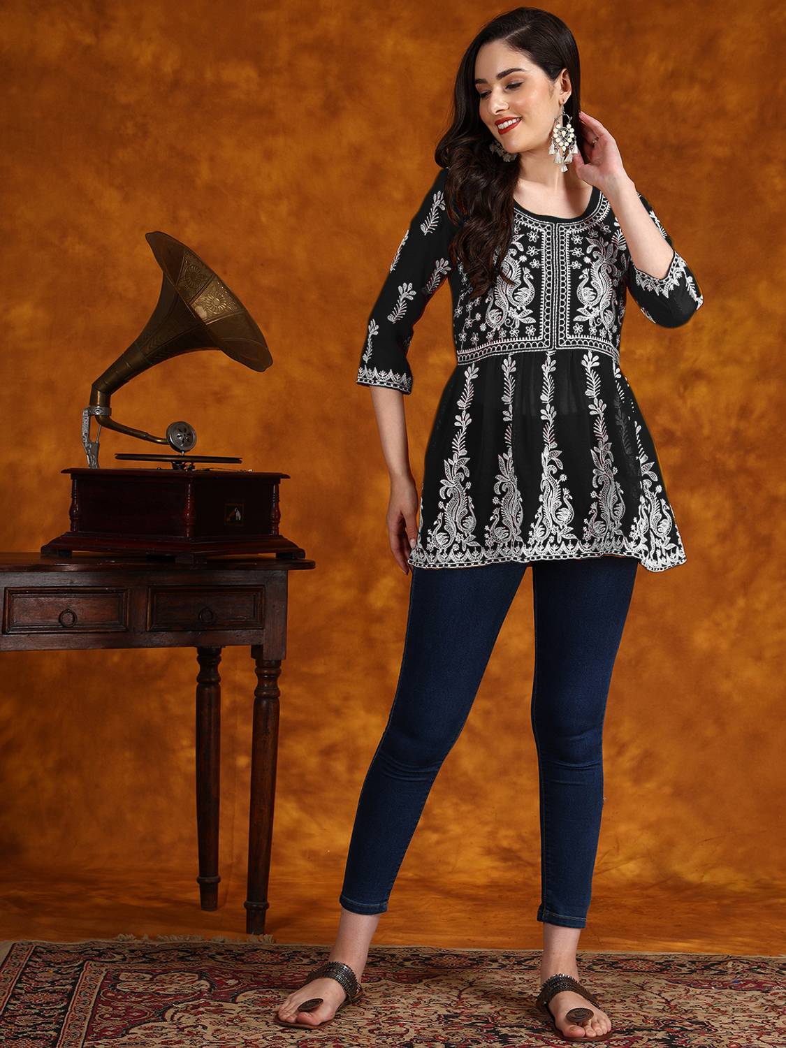 Youthnic Women Chikan Embroidery Georgette Flared Kurta (Black)