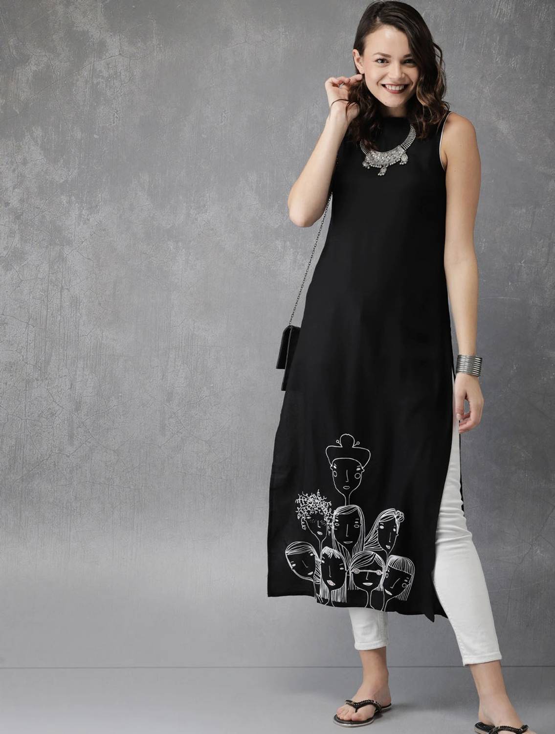Amudee Fashion Women Printed Viscose Rayon Straight Kurta (Black)