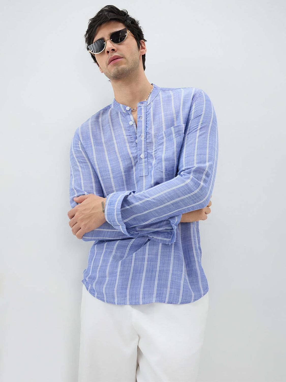 VASTRADO Men Blue Striped Straight Kurta - Image 2