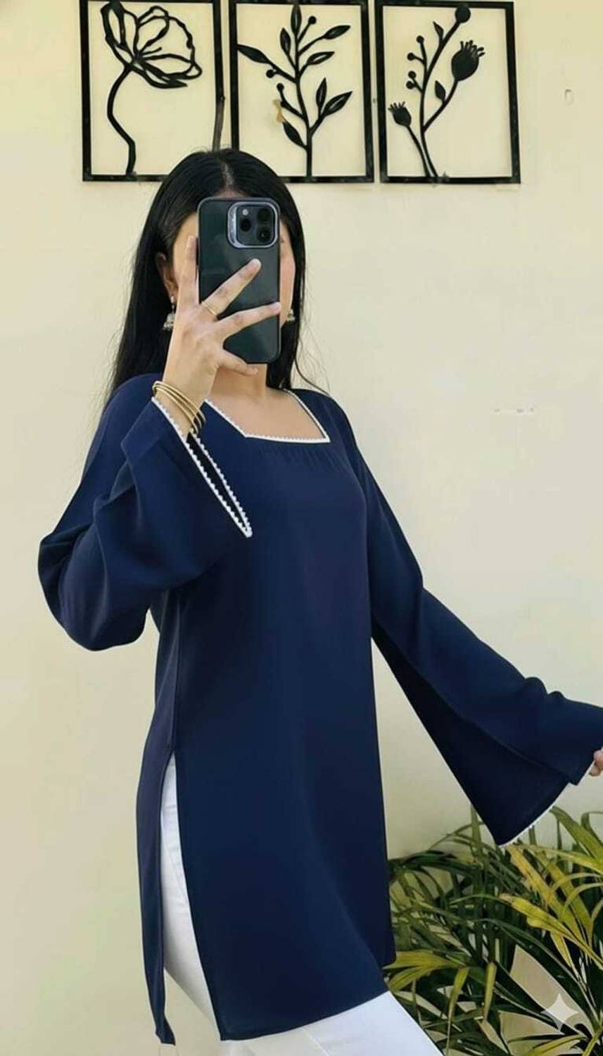 AGOKAI Women Woven Design Tunic Kurta