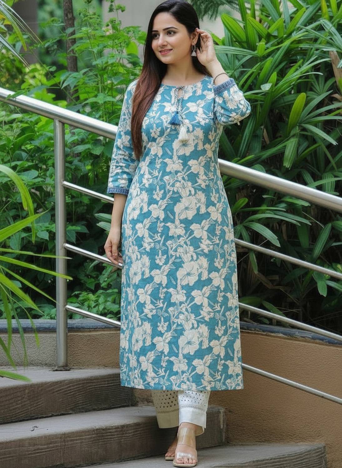 Sa Rasa Women Printed Viscose Rayon Straight Kurta (Blue)