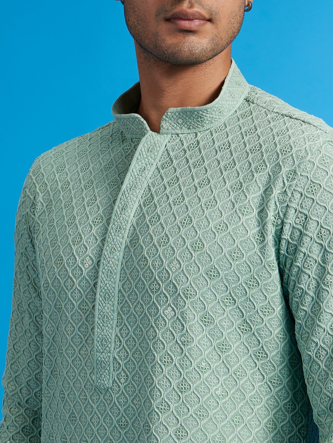 Image of DIWAS by Manyavar Men Embroidered Straight Kurta