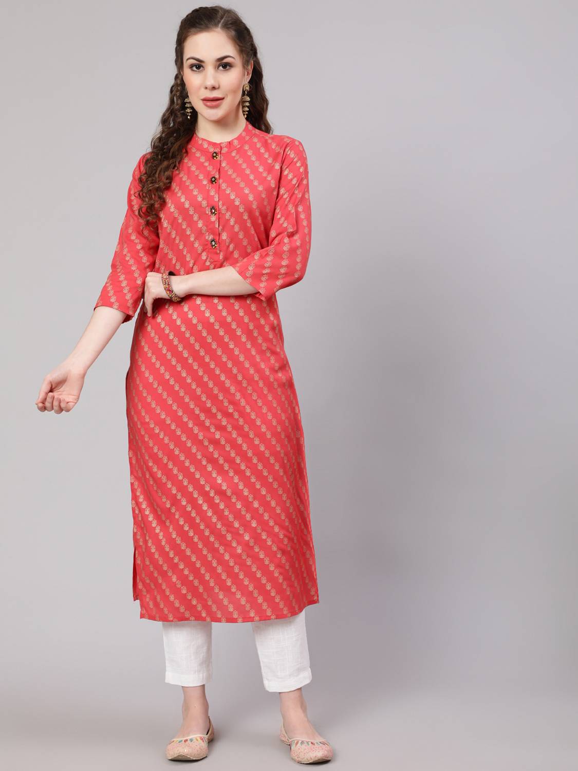 Nehamta Women Floral Print Viscose Rayon Straight Kurta (Pink)