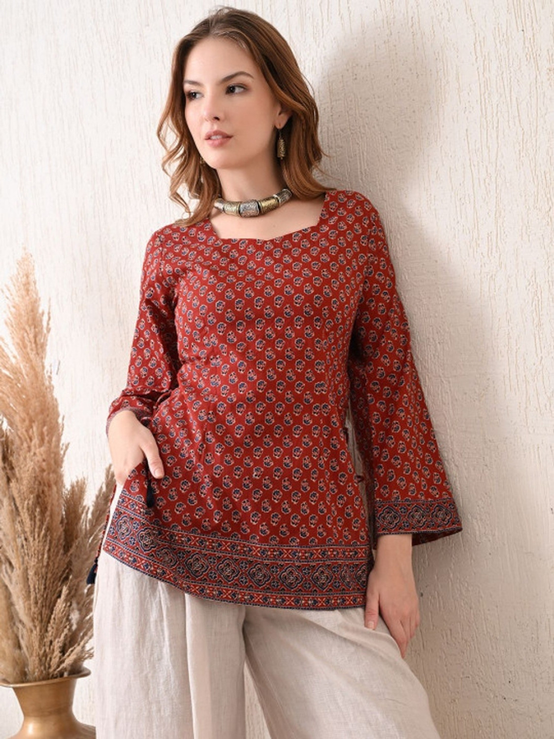 Image of ramaneey Women Printed Straight Kurta