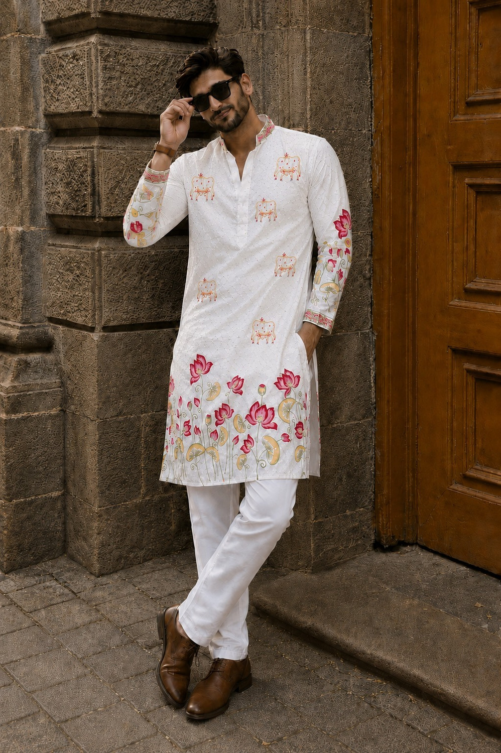 Image of Progetto Men Embroidered Straight Kurta