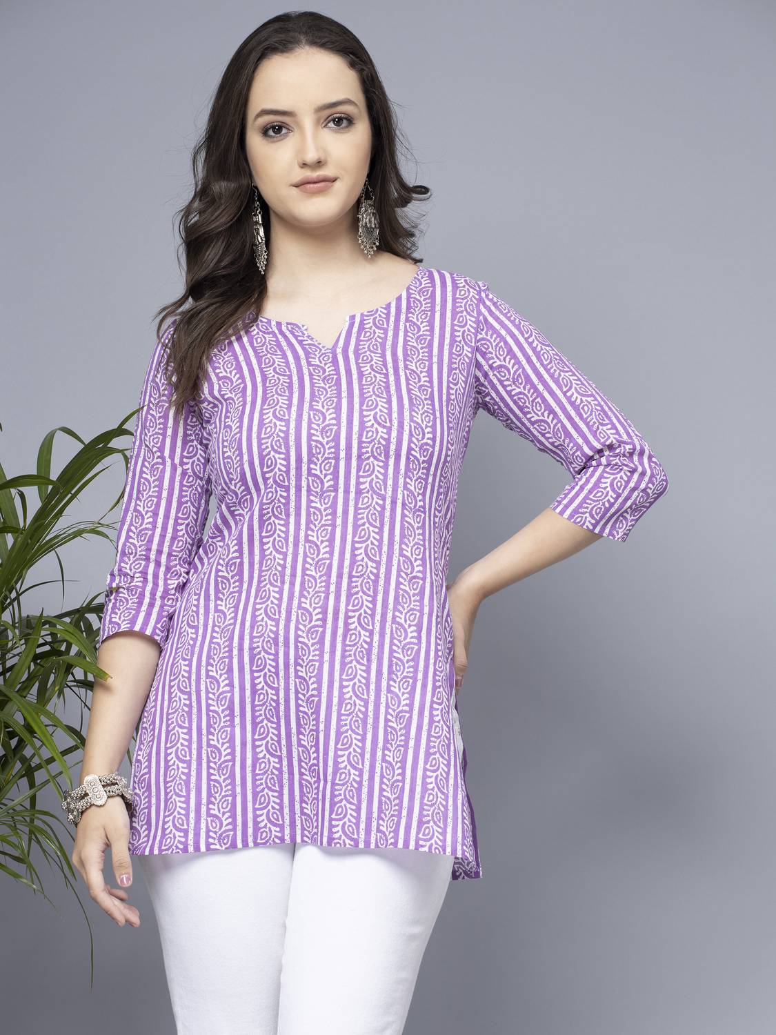 Shions Women Printed Pure Cotton Straight Kurta (Purple, White)