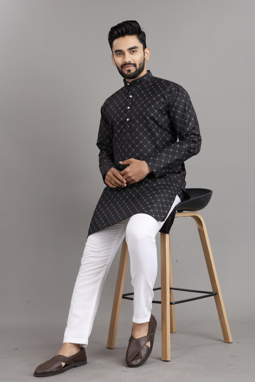 Image of SOPANI Men Solid Kurta