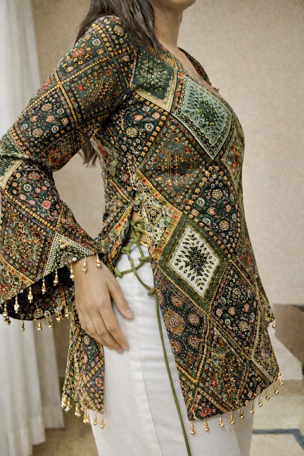 Image of Donne Tenaci Women Printed, Geometric Print Straight Kurta