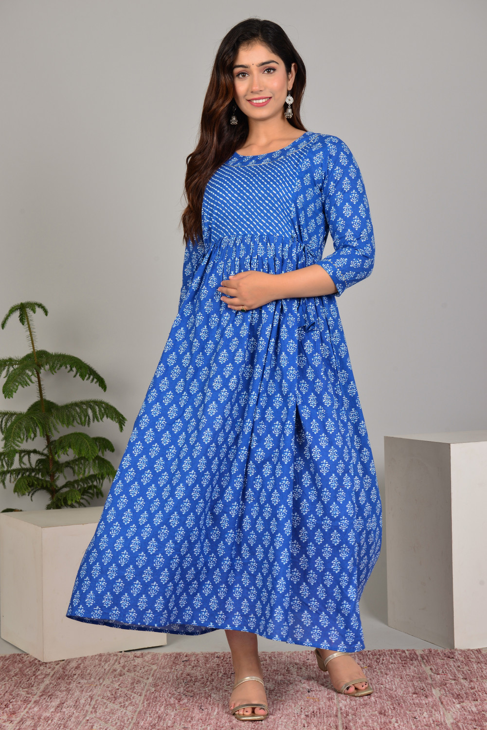 Image of Tulsiram Women Printed Anarkali Kurta