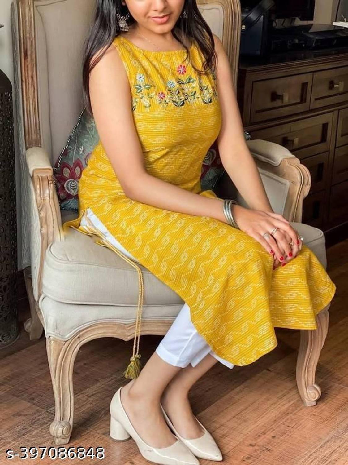 FabTrends Women Printed Cotton Blend Straight Kurta (Yellow)