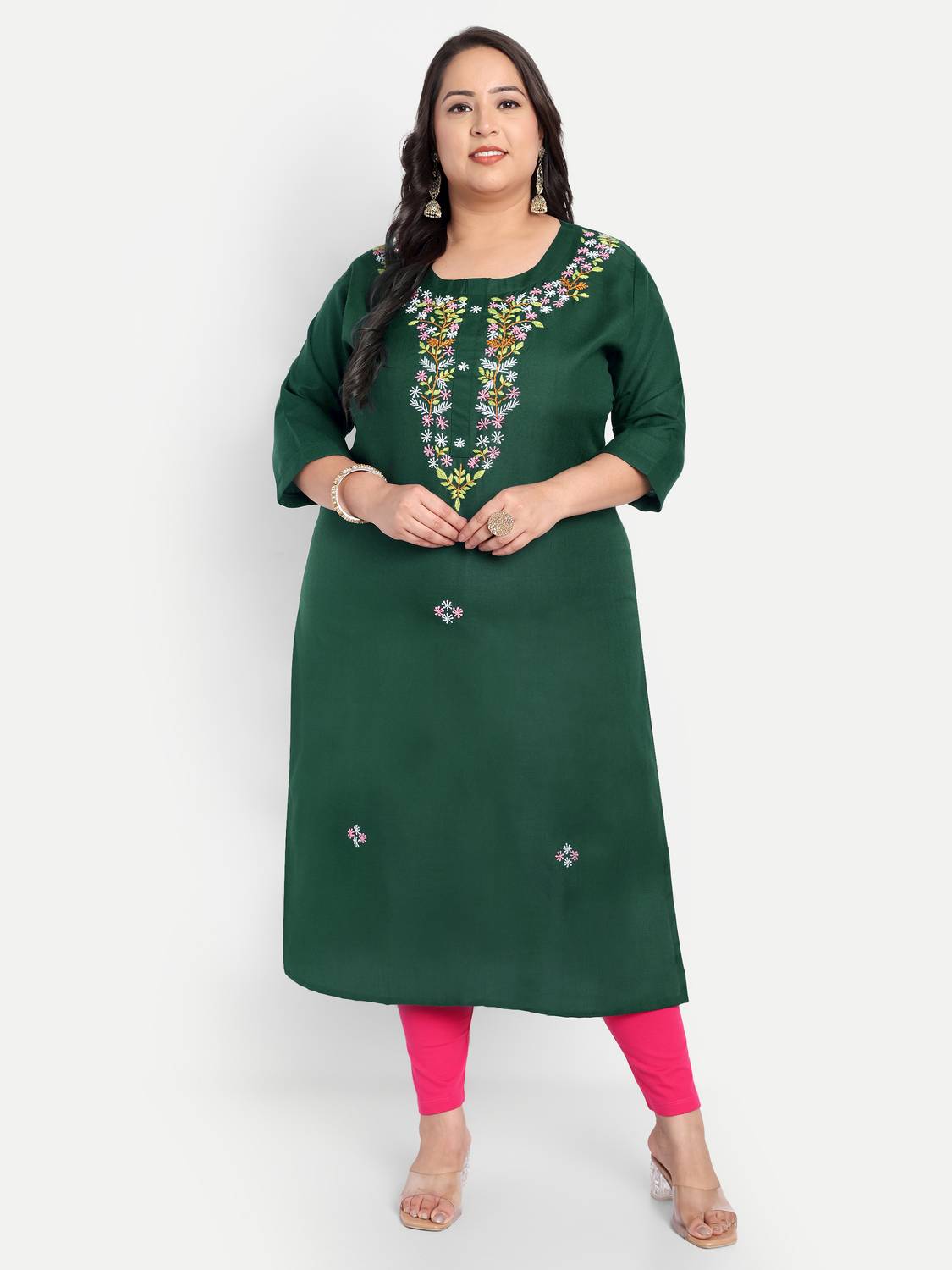4U Fashion Women Solid, Embroidered Straight Kurta