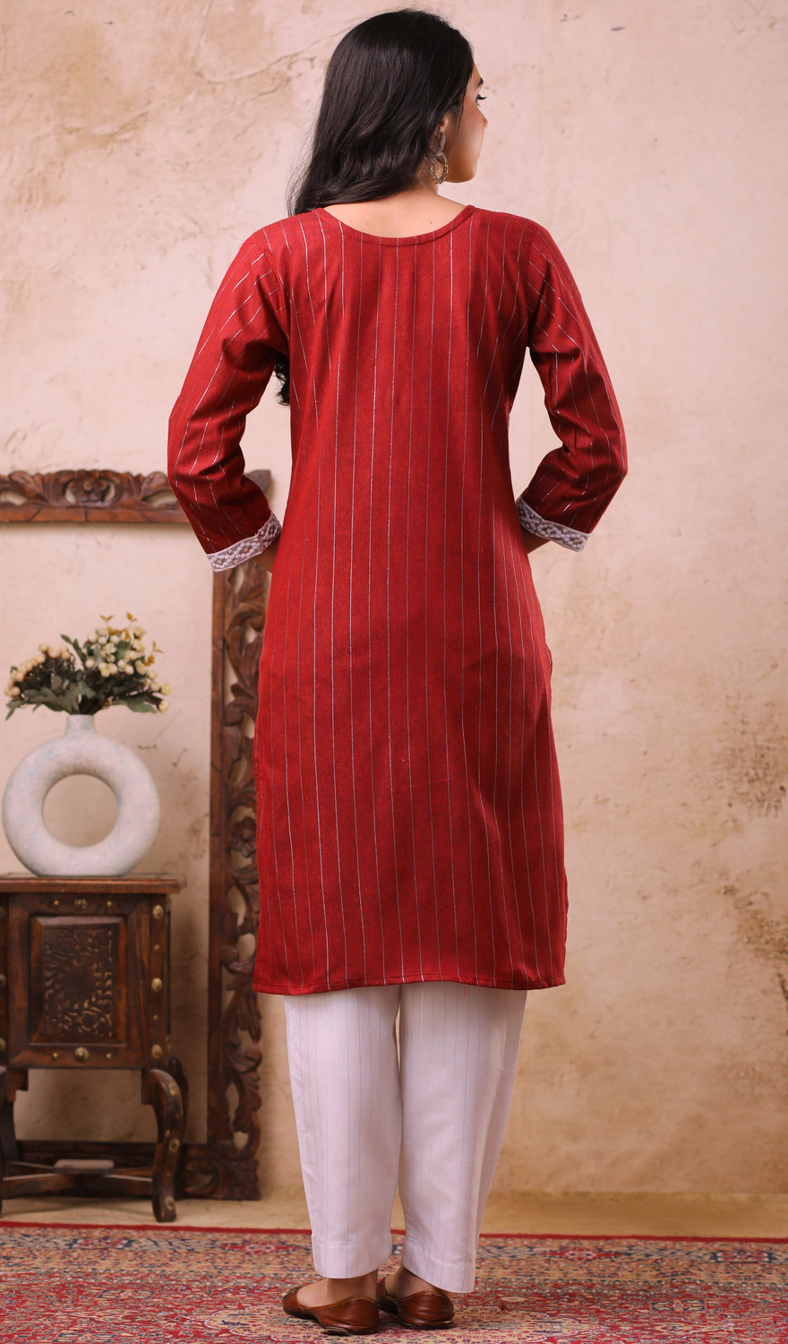 Image of AuzaSho Collection Women Printed Straight Kurta