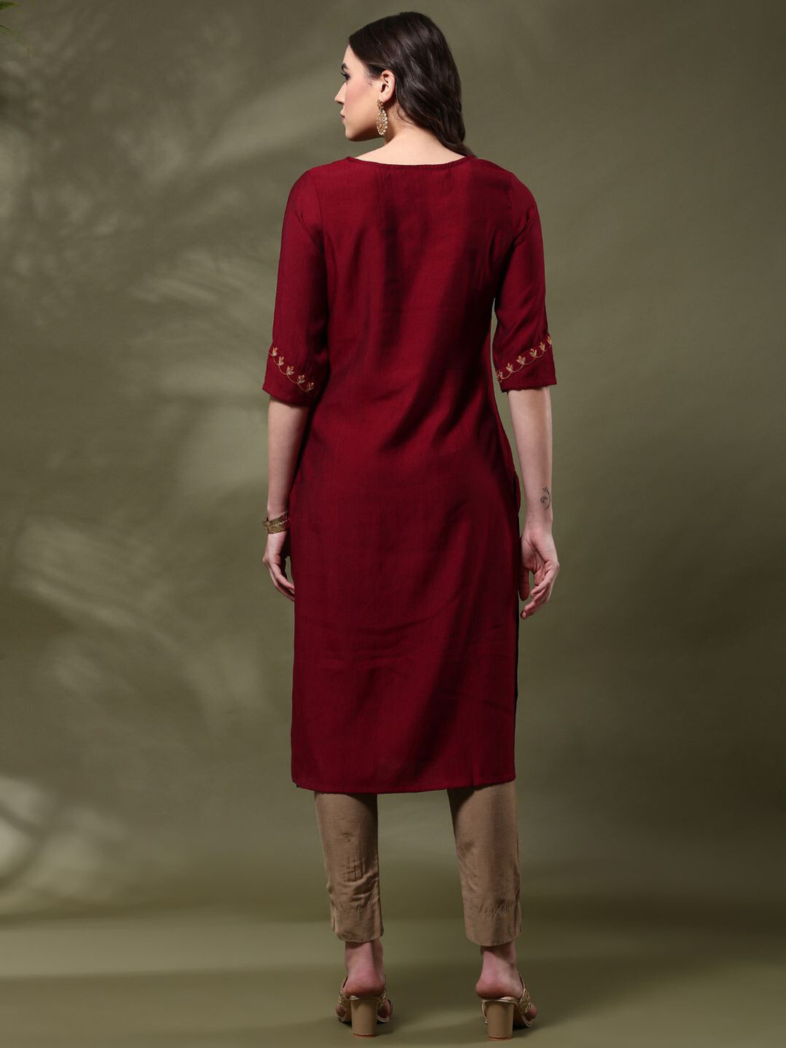 Image of Punky Women Embroidered Straight Kurta