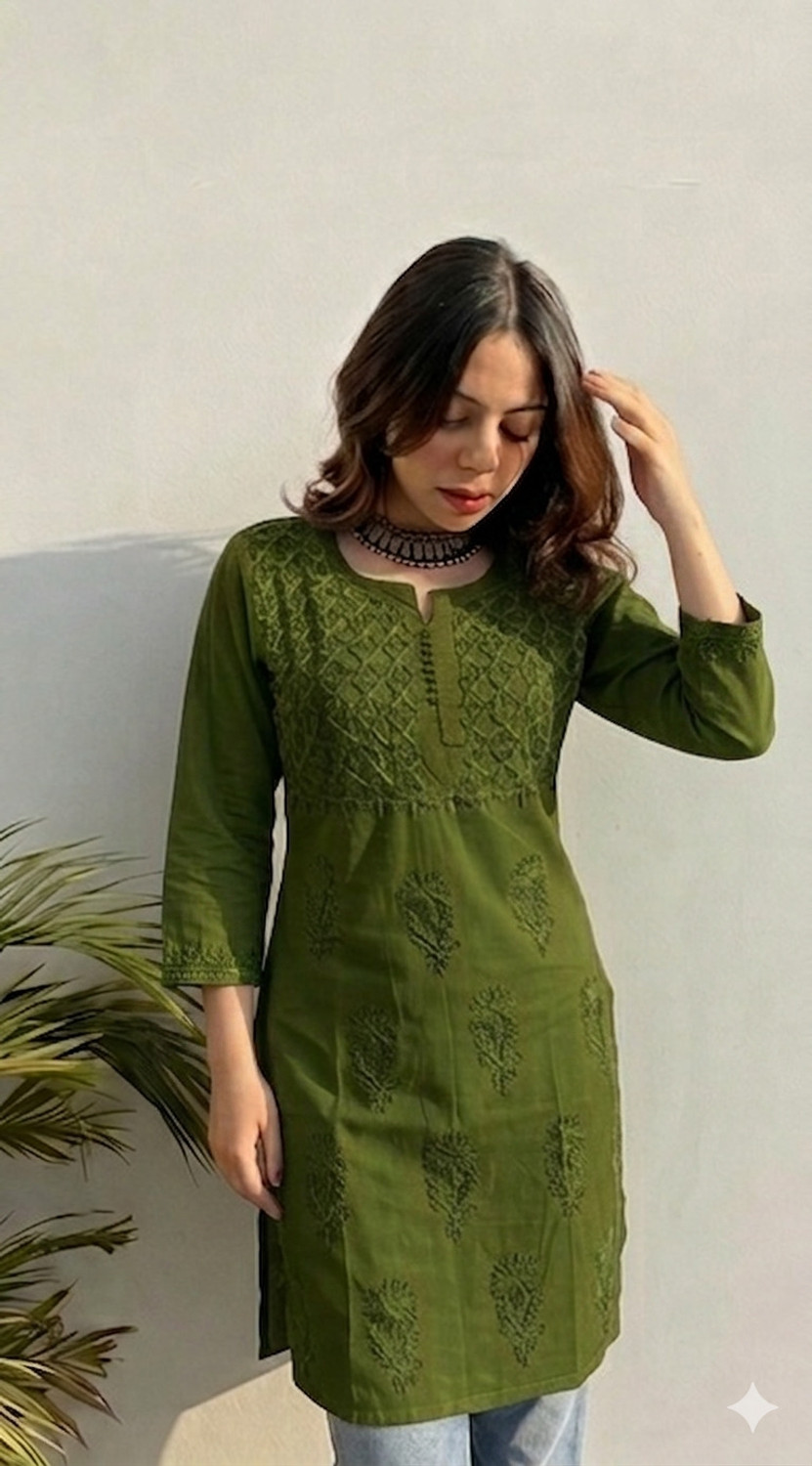 Image of NOYAB STYLES Women Embroidered Straight Kurta