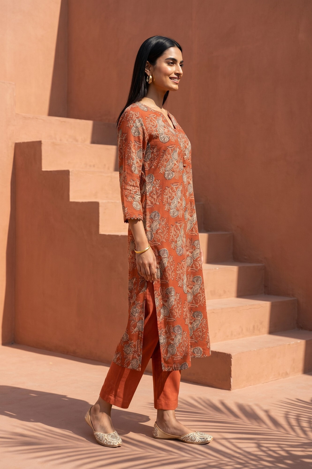 Image of Folksong Women Floral Print Straight Kurta