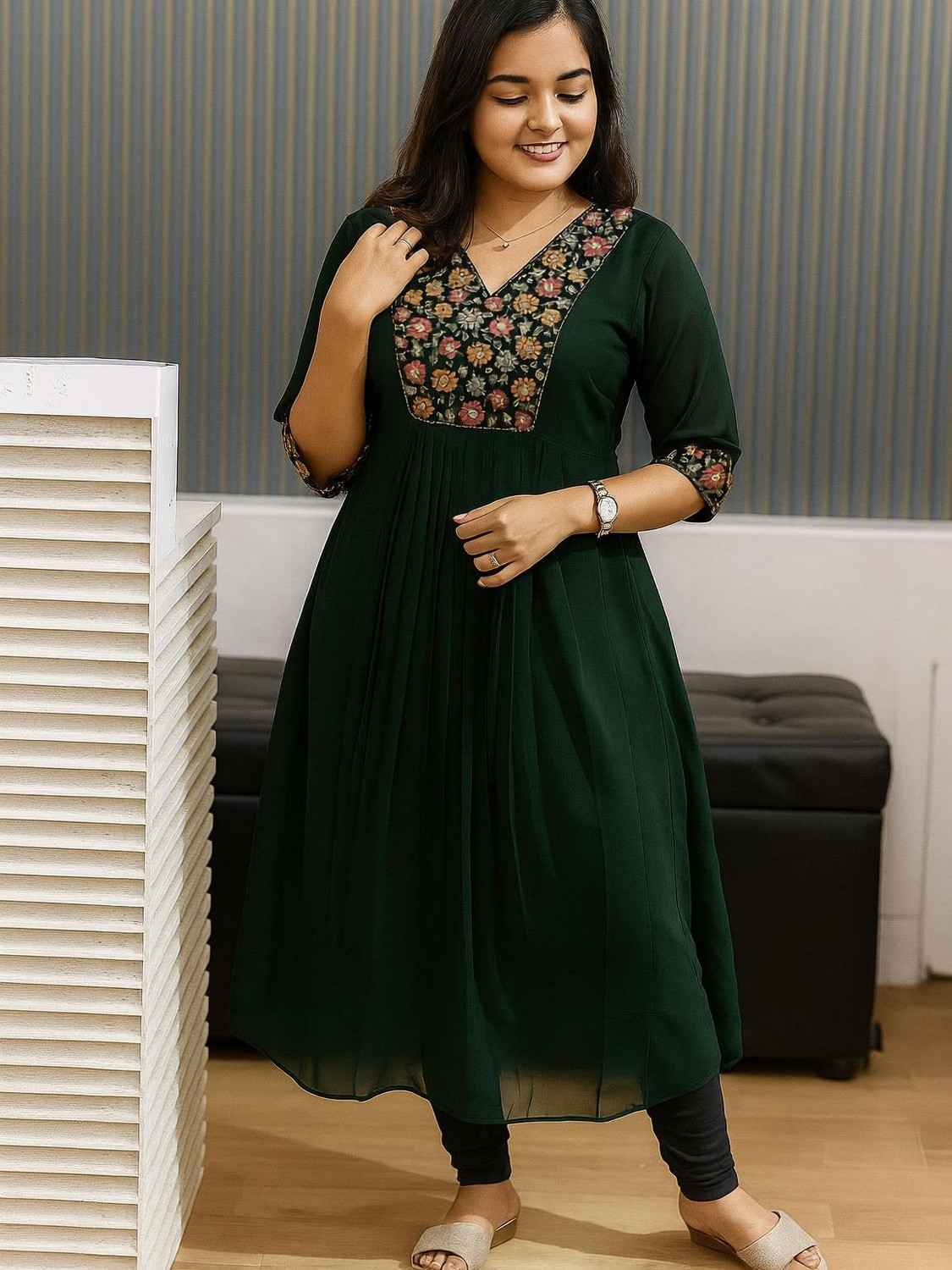 Image of kedarnath Women Embroidered Flared Kurta