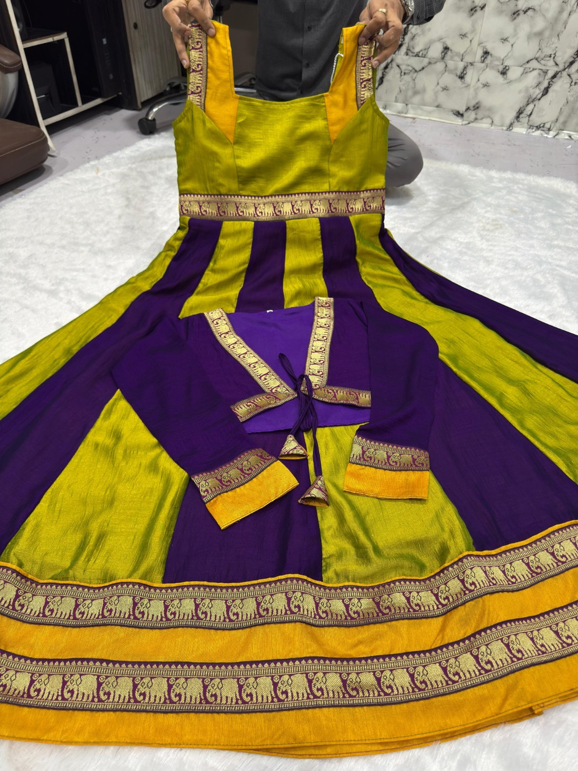 Image of skitty Women Striped, Embellished Anarkali Kurta