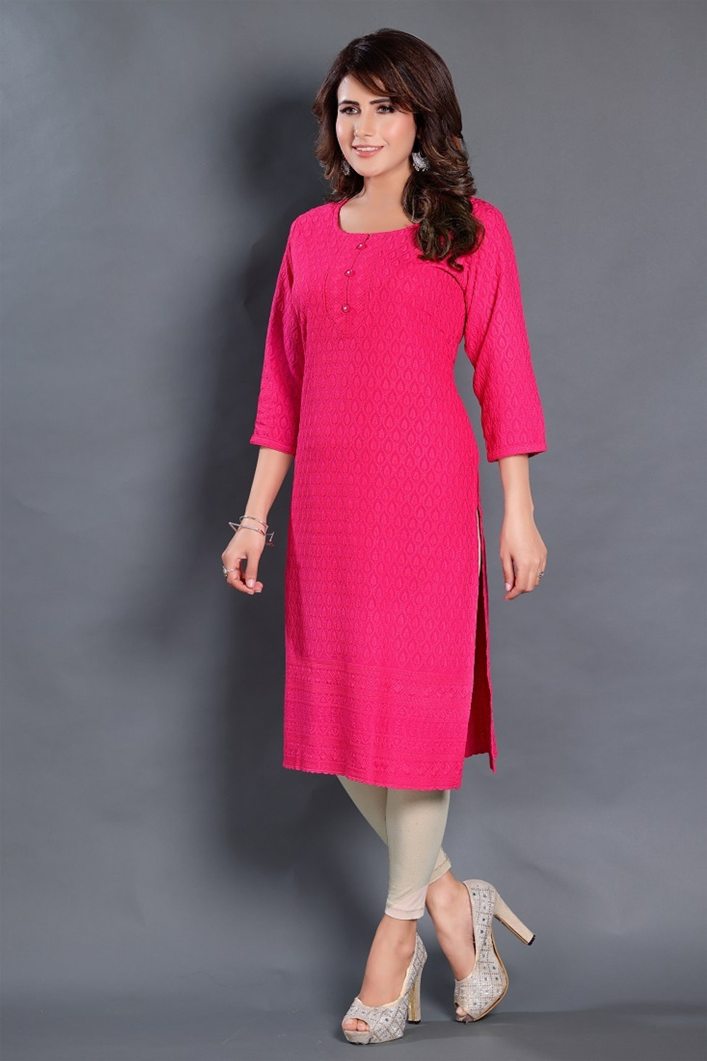 Image of Dream & Dzire Women Chikan Embroidery Straight Kurta
