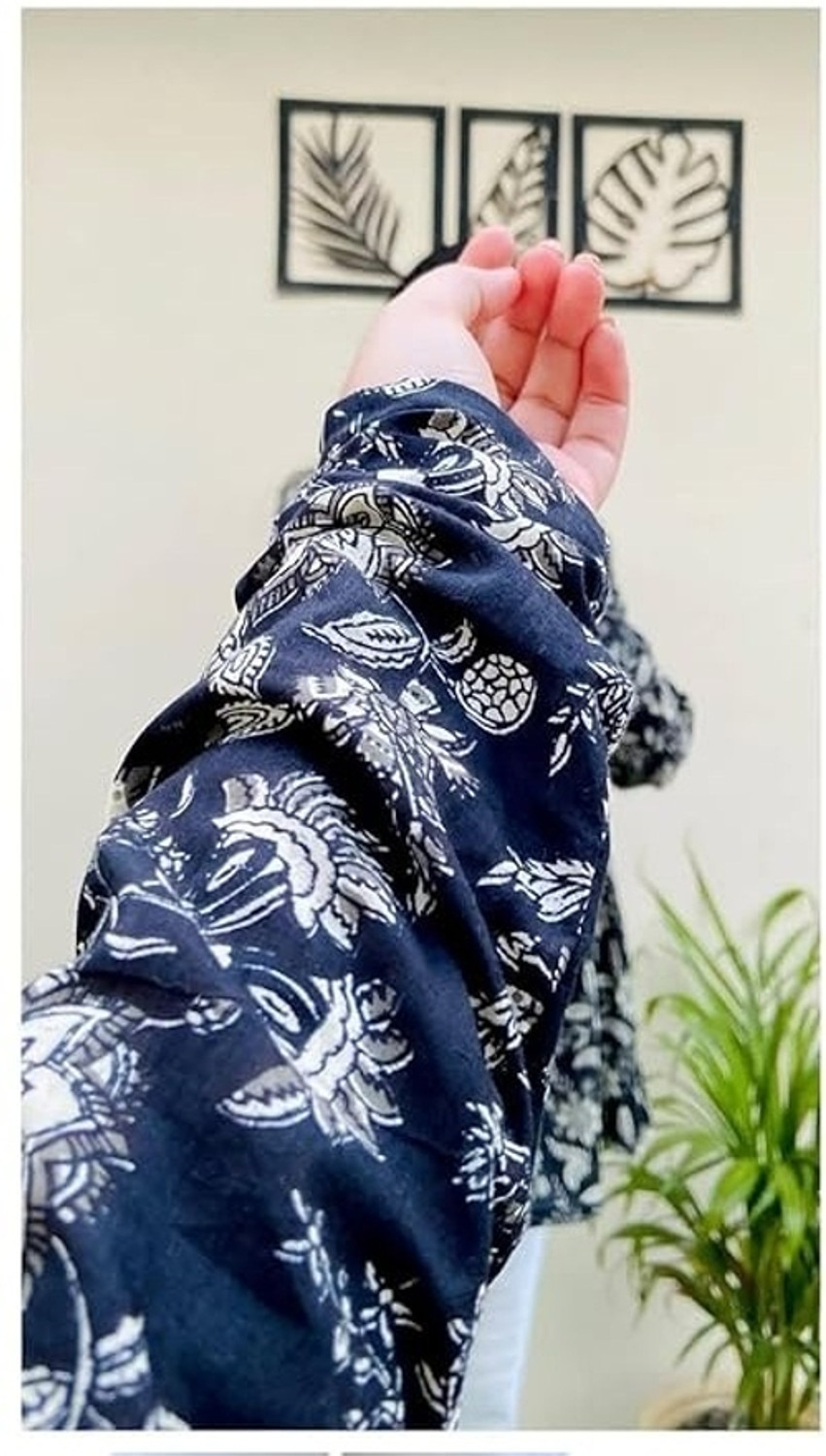 Image of BIBHATSU Casual Floral Print Women Black, Green Top