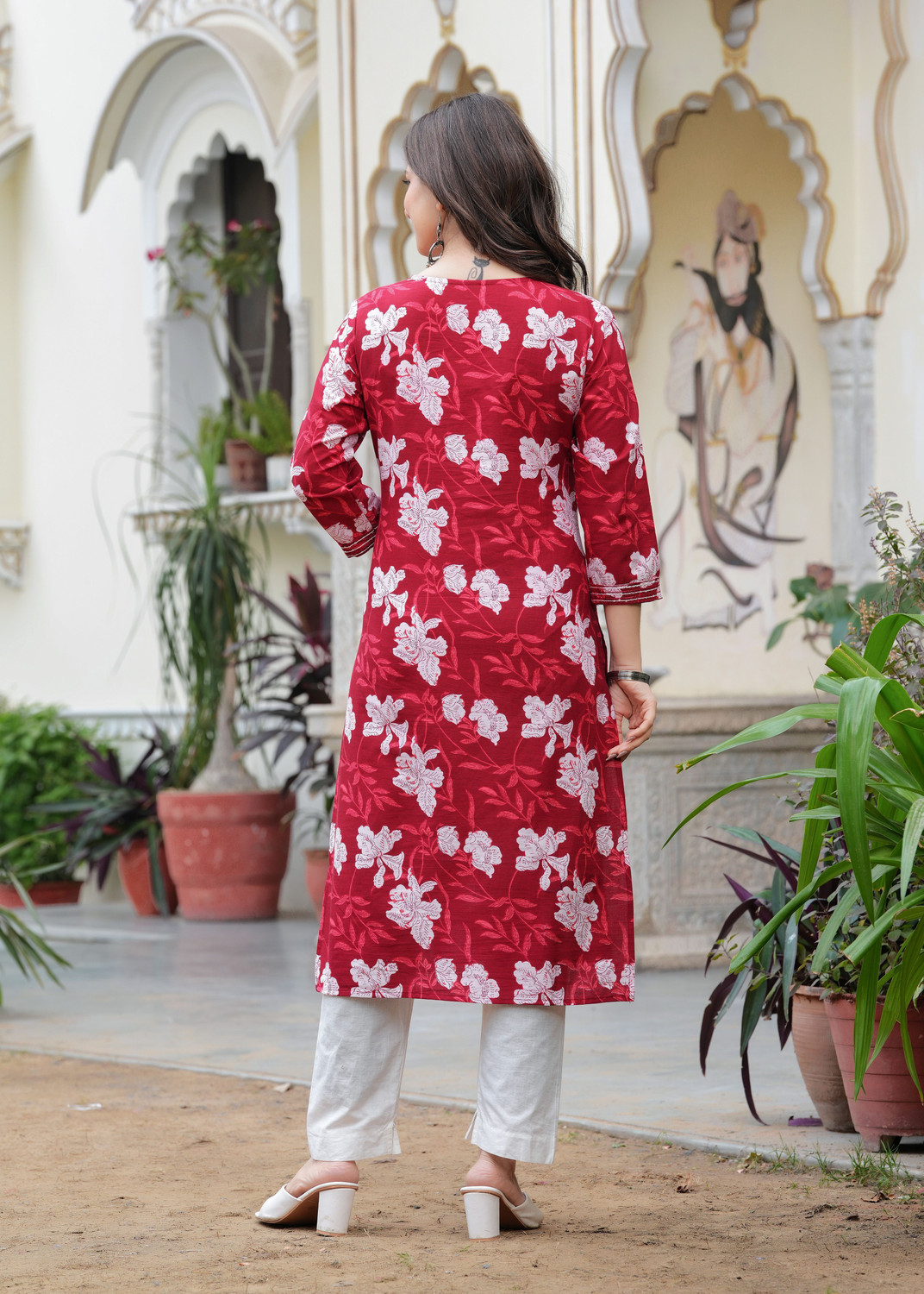 Image of PRISCA Women Floral Print Straight Kurta