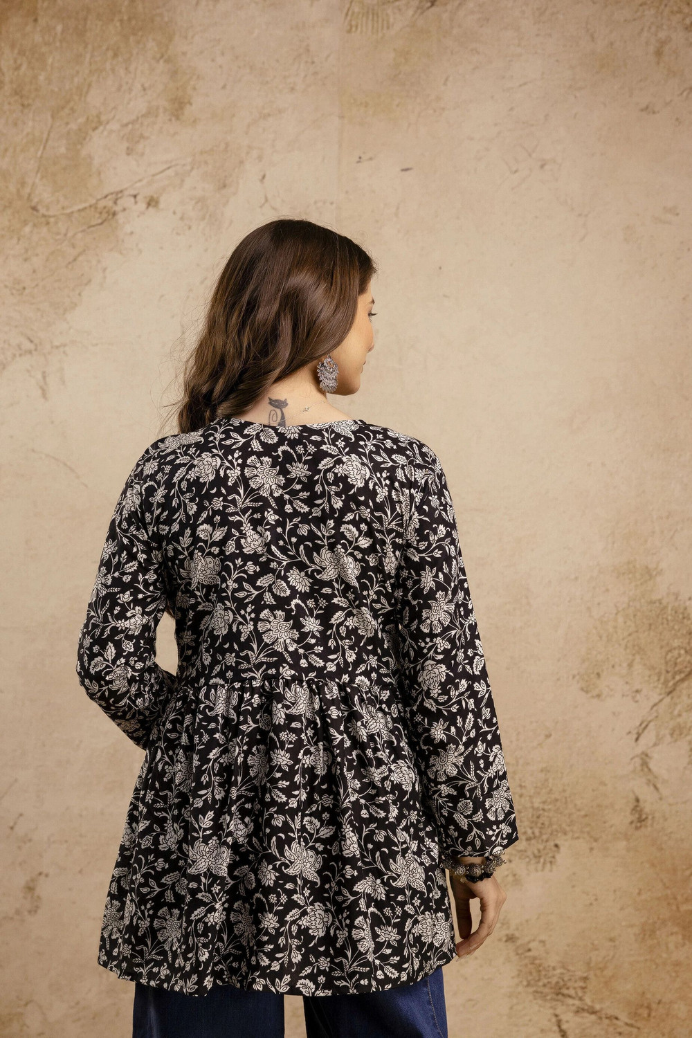 Image of Mialo fashion Women Printed Flared Kurta