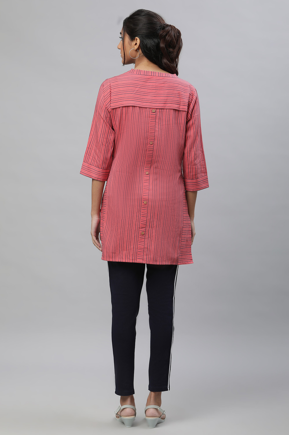 Image of Aurelia Women Printed Straight Kurta