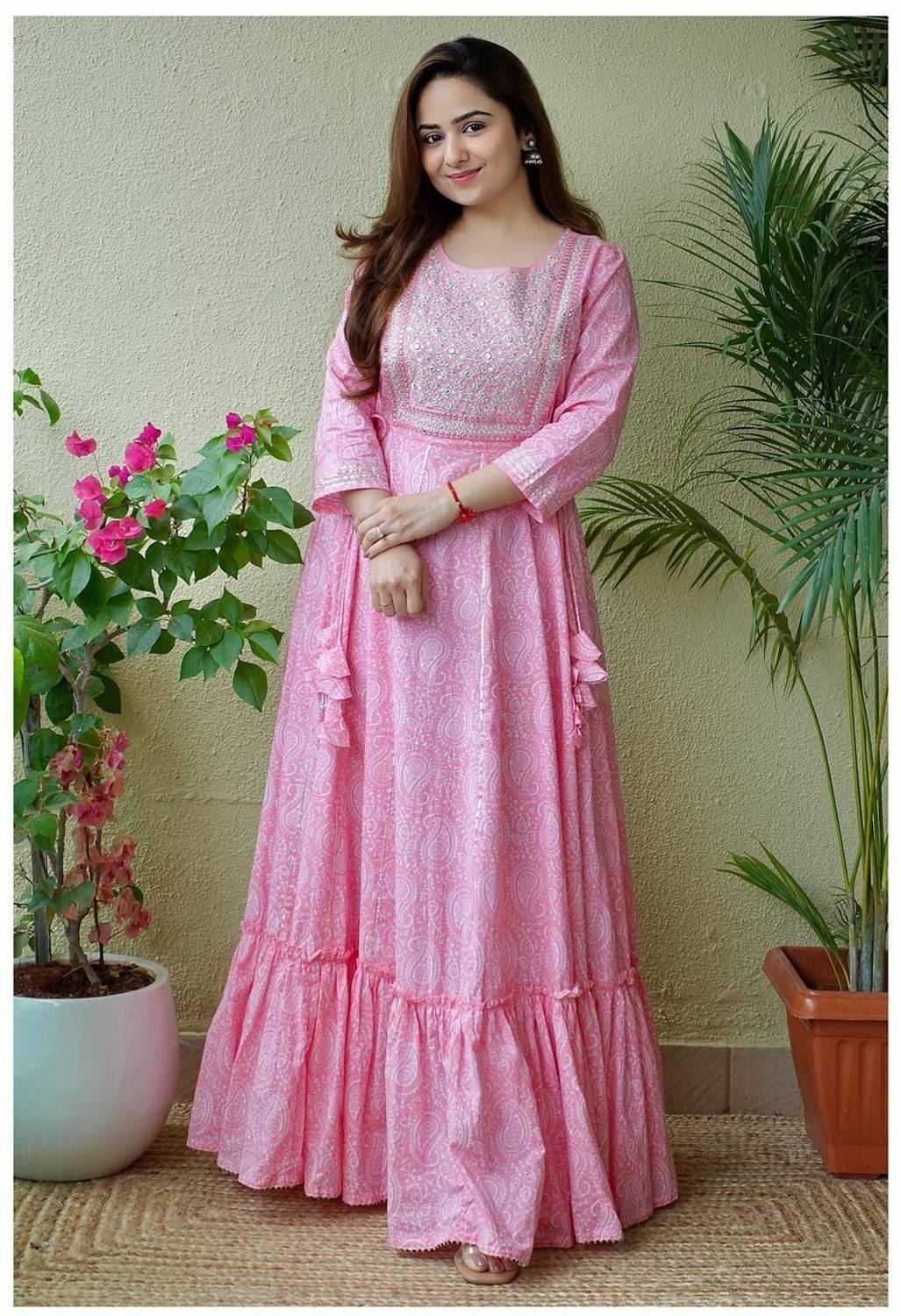 Daizen Women Printed Viscose Rayon Anarkali Kurta (Pink)