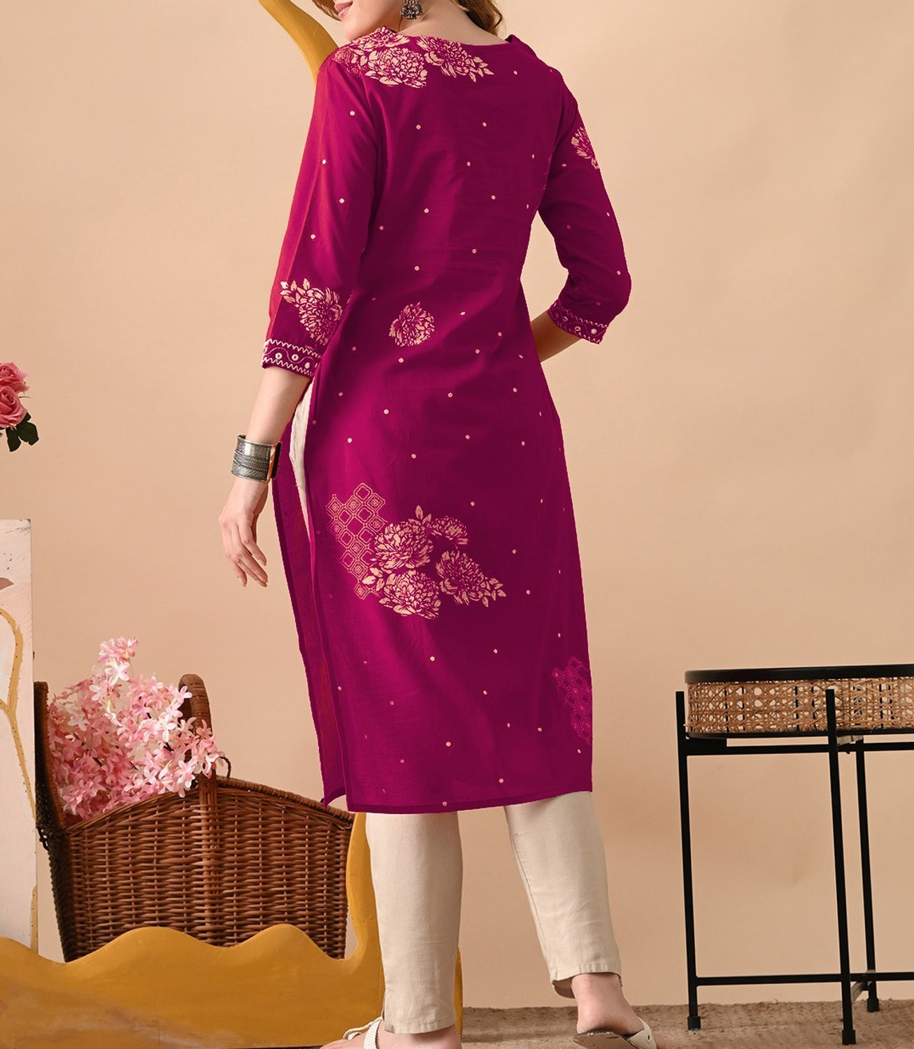 Image of Lerkiza Women Floral Print, Embroidered Straight Kurta