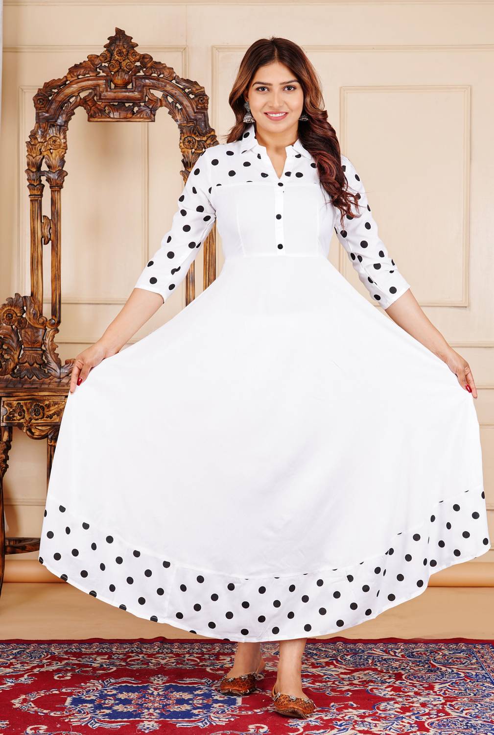 DARGU Women Polka Print Viscose Rayon Anarkali Kurta (White)