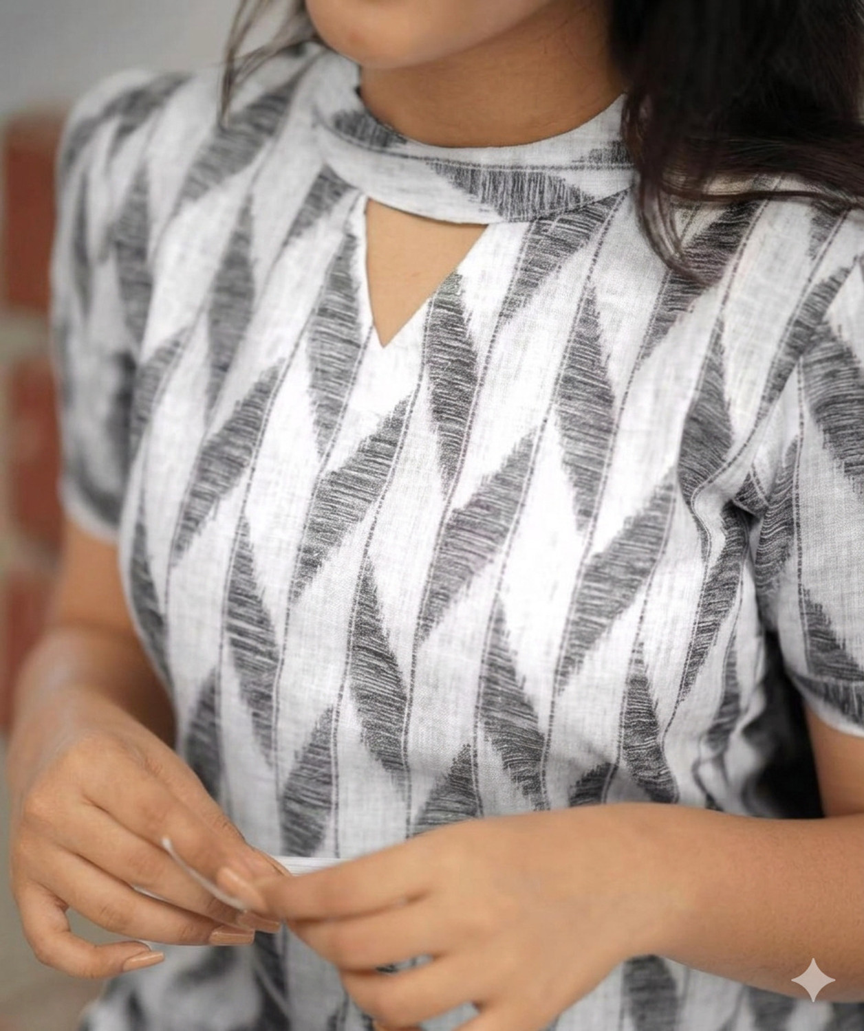 Image of SILKSUTRA Women Printed Straight Kurta