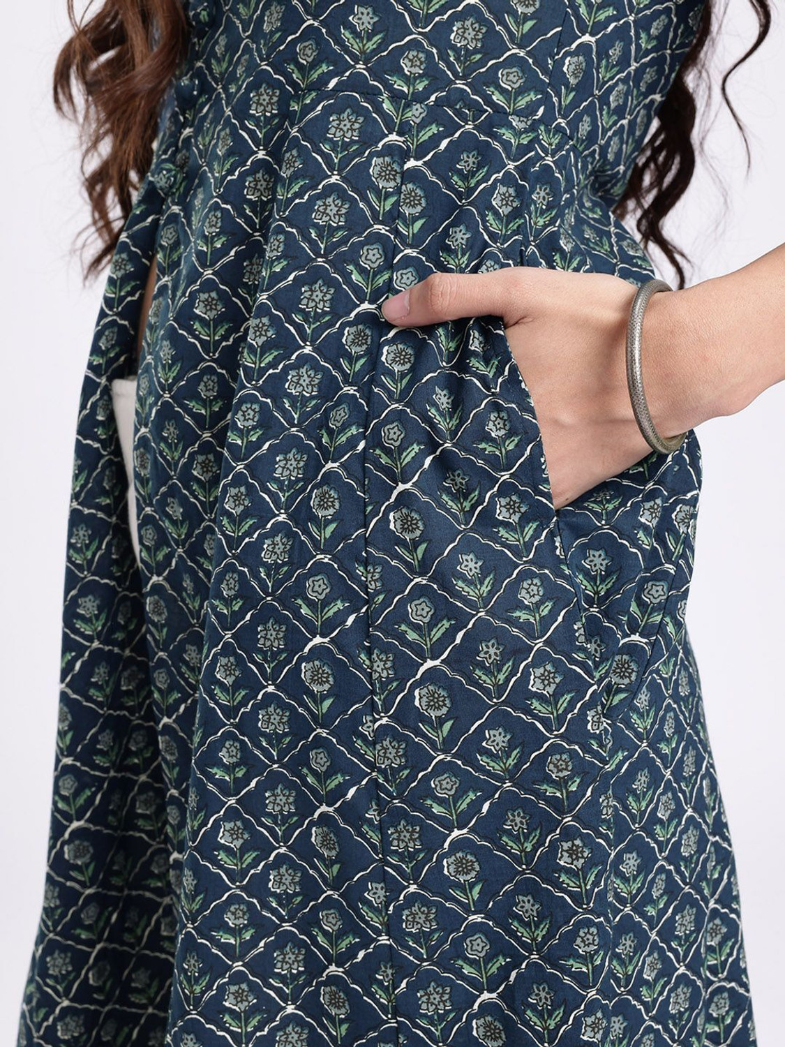 Image of fusion by glitchez Women Floral Print A-line Kurta