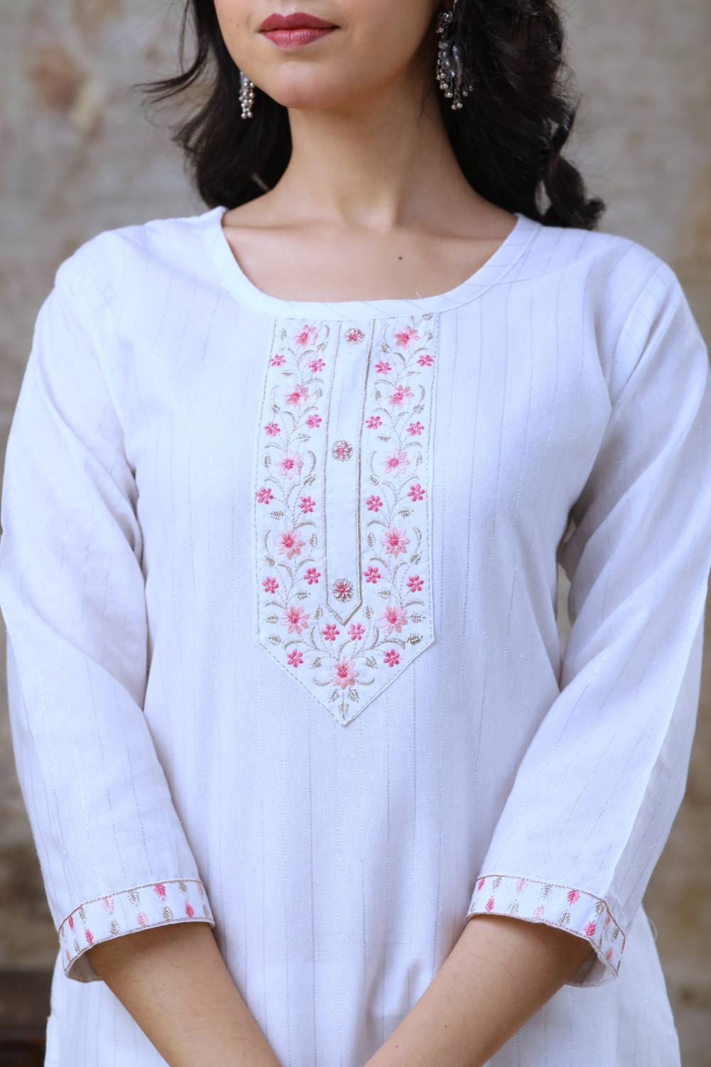 AuzaSho Collection Women Printed Straight Kurta