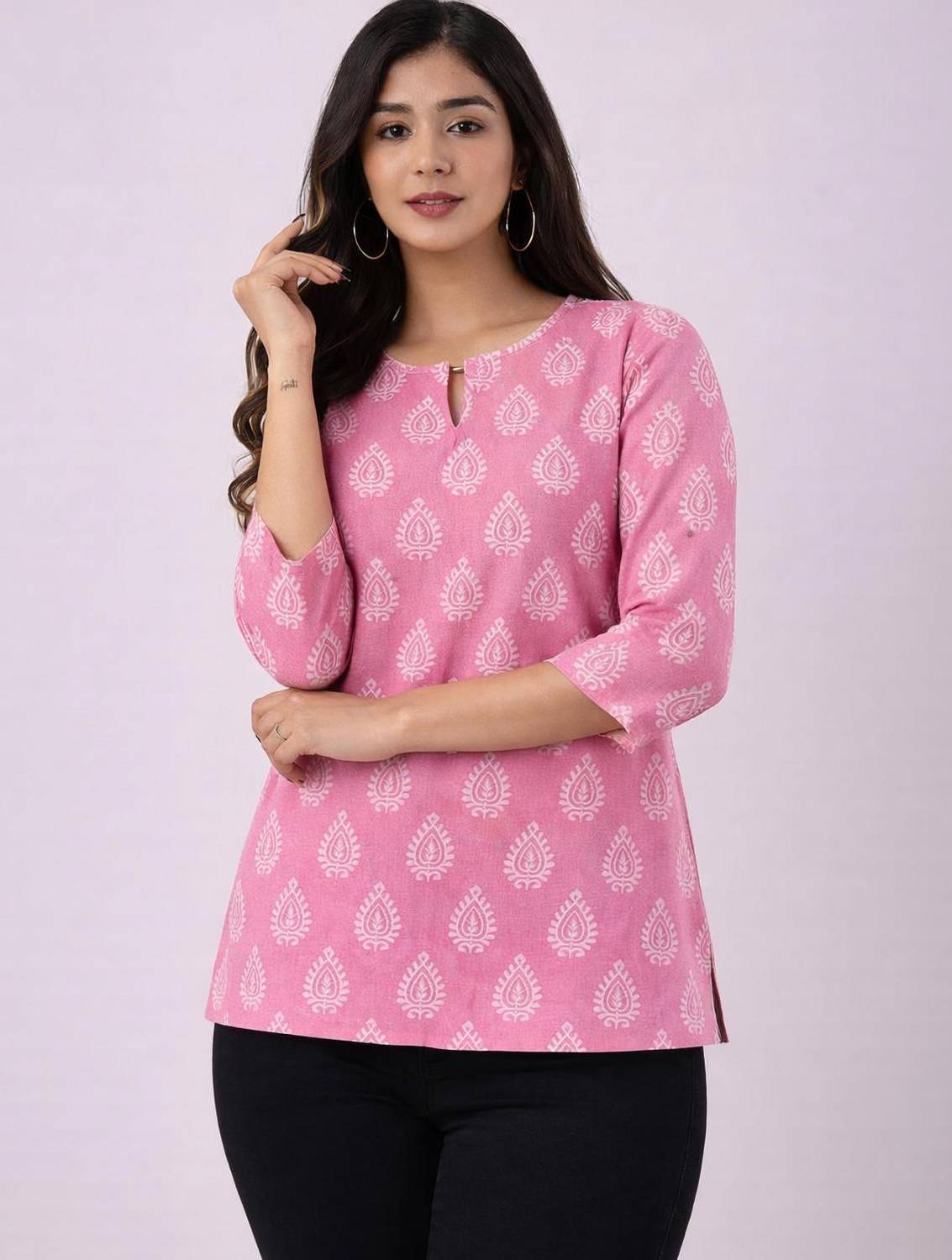 folkflair Women Printed, Floral Print, Animal Print Straight Kurta